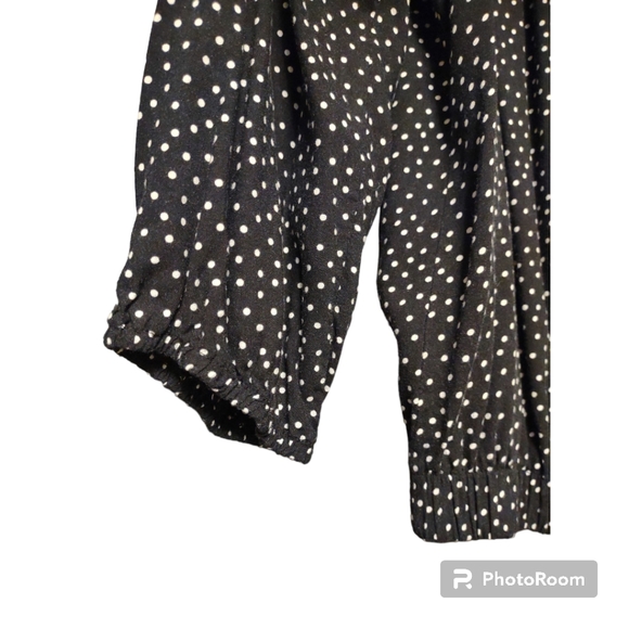 Rampage Women's Off Shoulder Balloon Top - Picture 2 of 6